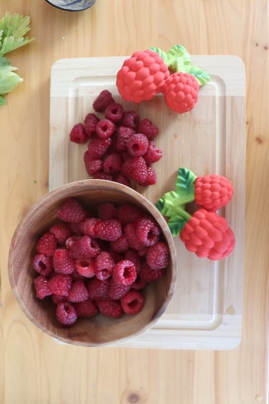 Valery the Raspberry, прорезыватель для зубов 4