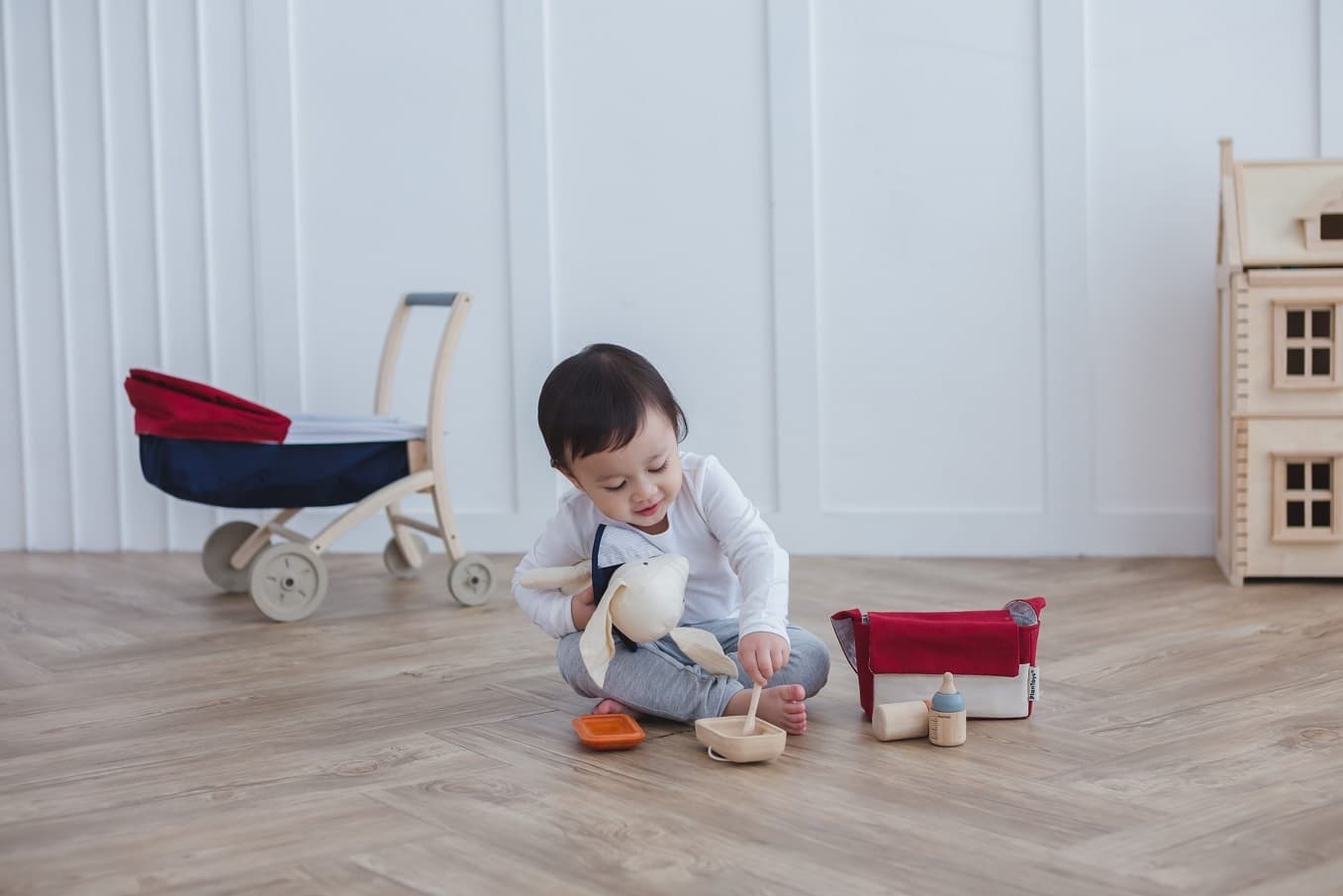 Набор для кормления куклы Plan toys 6