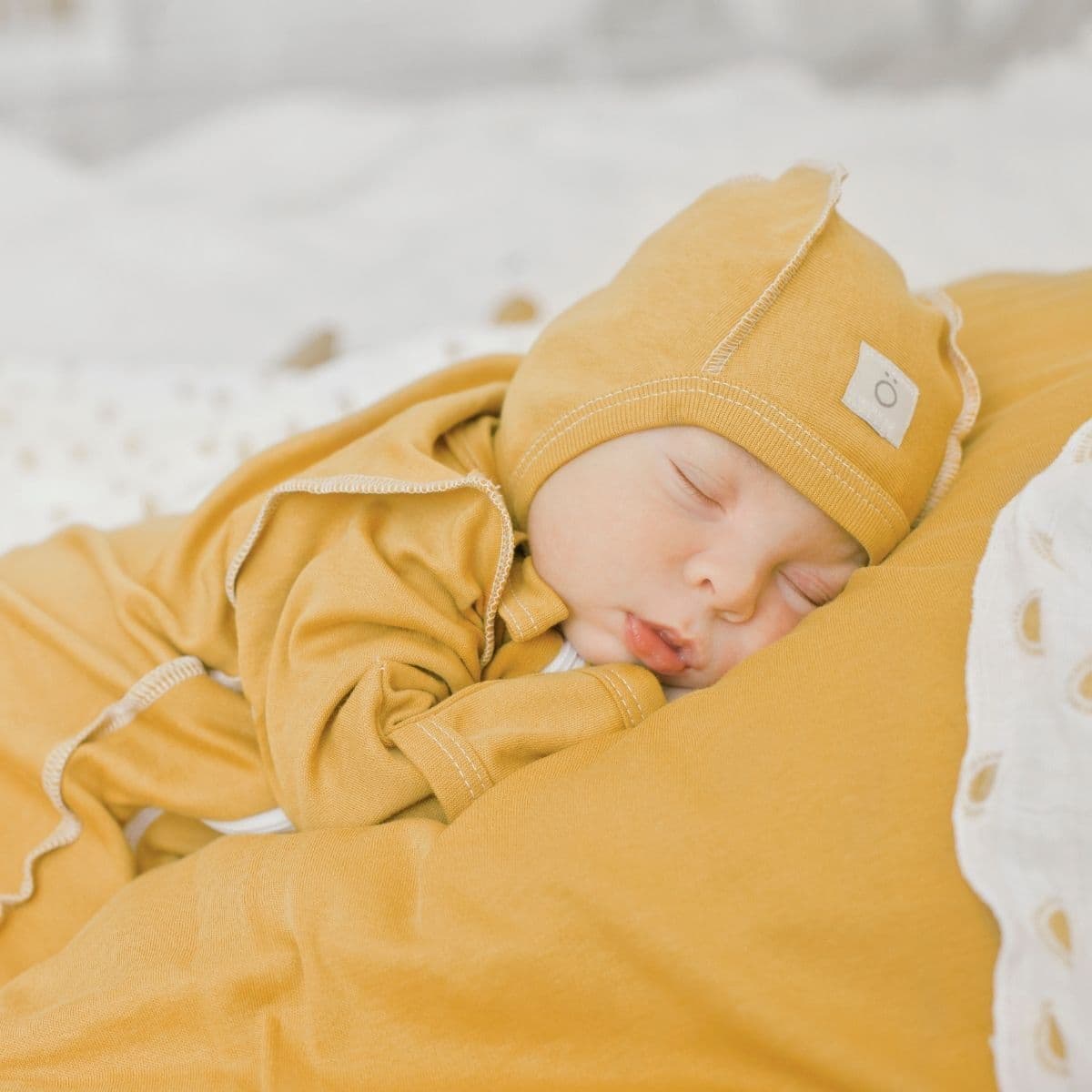 Комбинезон Mjolk Sleep and Play Mustard, швы наружу