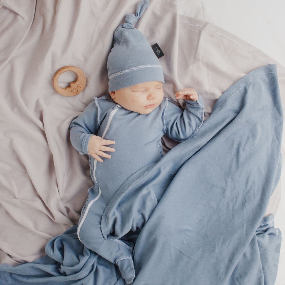 Комбинезон Mjolk Sleep and Play Blue Shadow, швы наружу