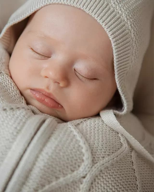 Кокон детский Oliver Loomknits Топленое молоко