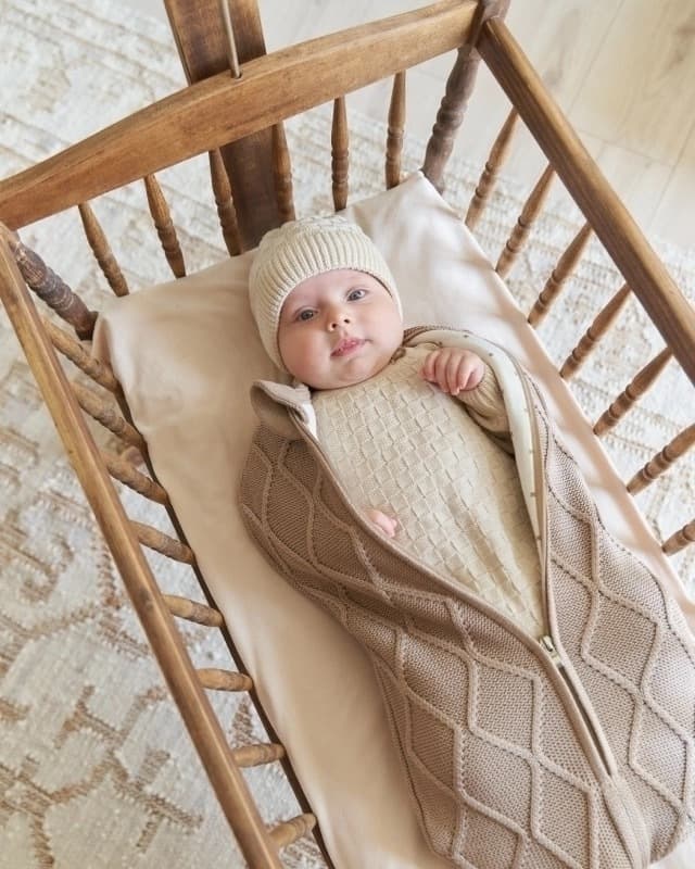 Кокон детский Oliver Loomknits Капучино 4