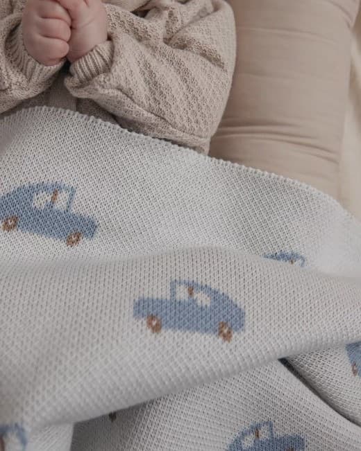 Плед детский Loomknits с машинками, Кремовый