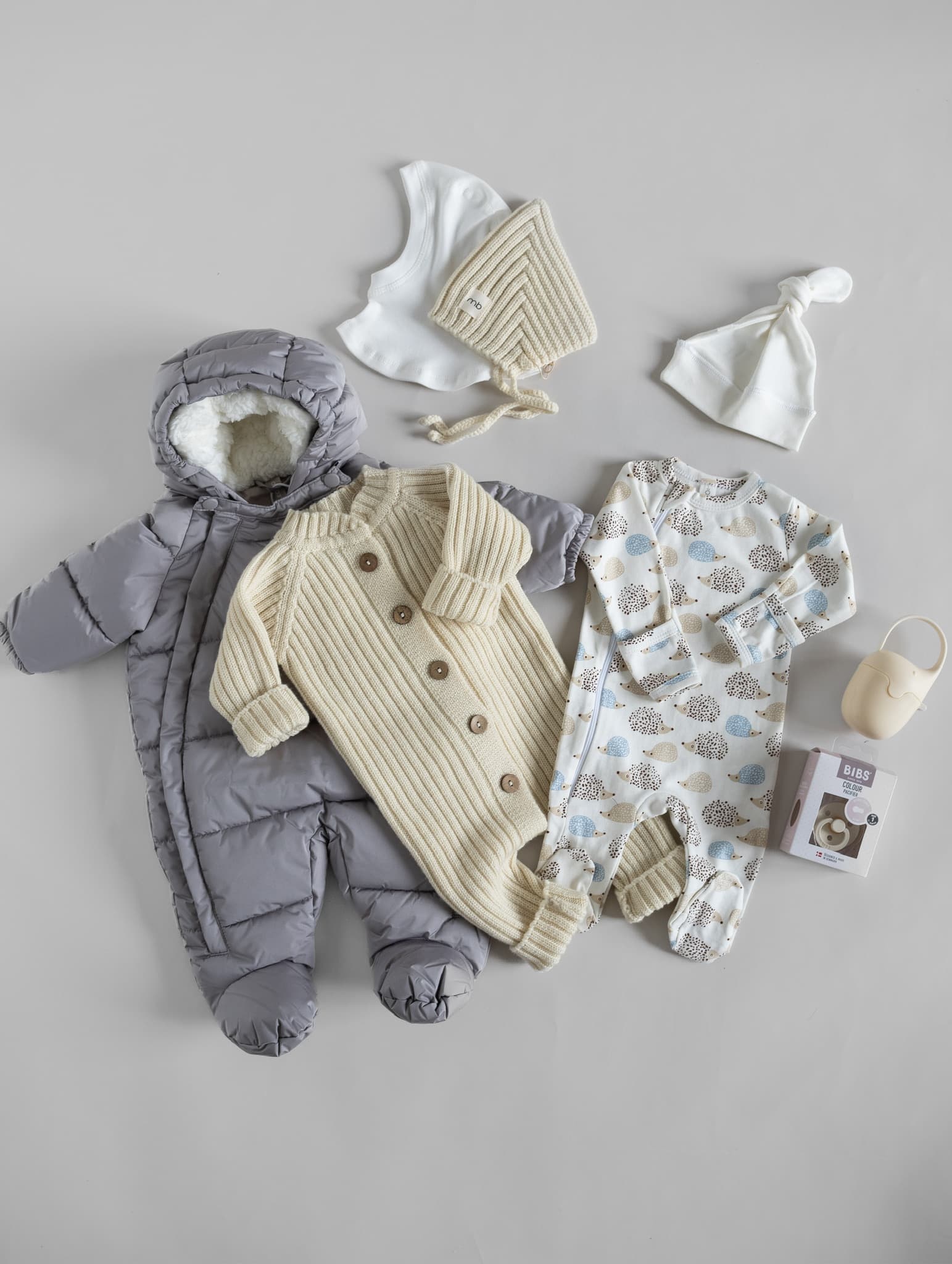Вязаный меринос и зимний комбинезон Gray mist, Ёжики в молочном