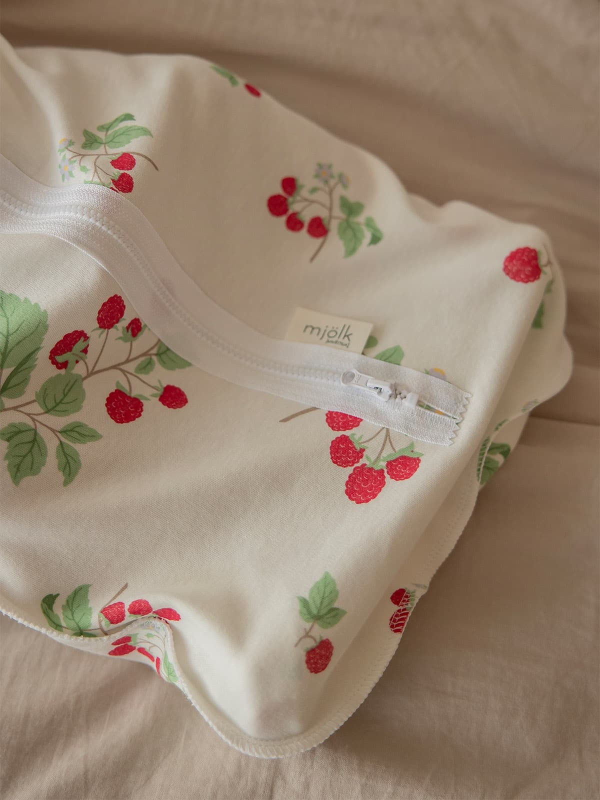 Пелёнка-кокон Mjolk Малина 8