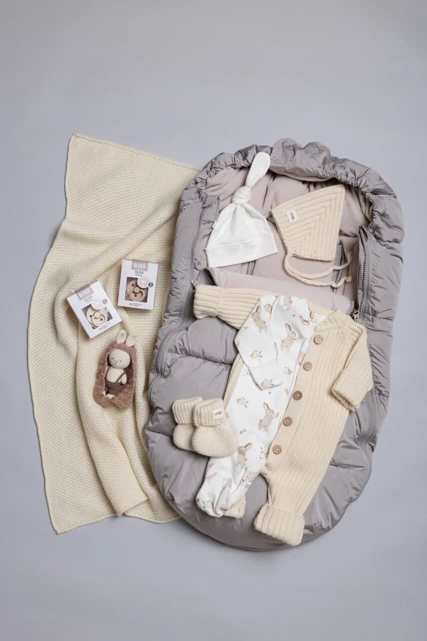 Вязаный меринос и зимний конверт Leokid Olaf Sand Shell, Зайки в молочном